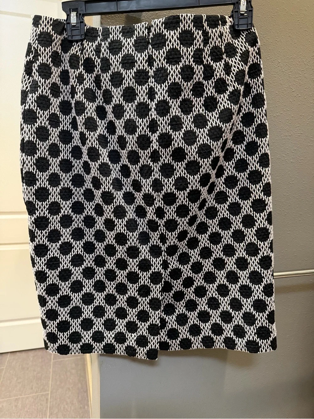 Ann Taylor Black and White Grometric Pencil Skirt with Neutral Accent